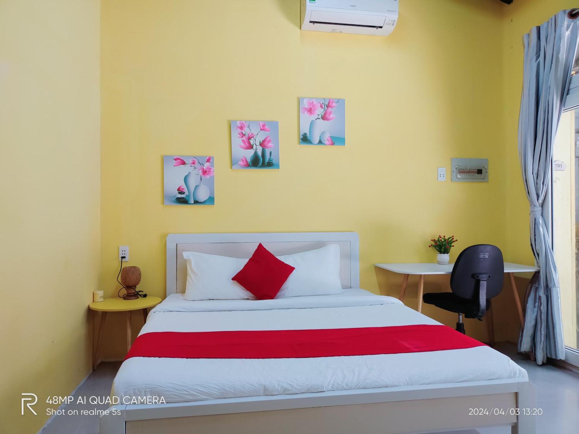 Shusimi House & Boutique Near Tan Son Nhat Airport Хошимін Екстер'єр фото