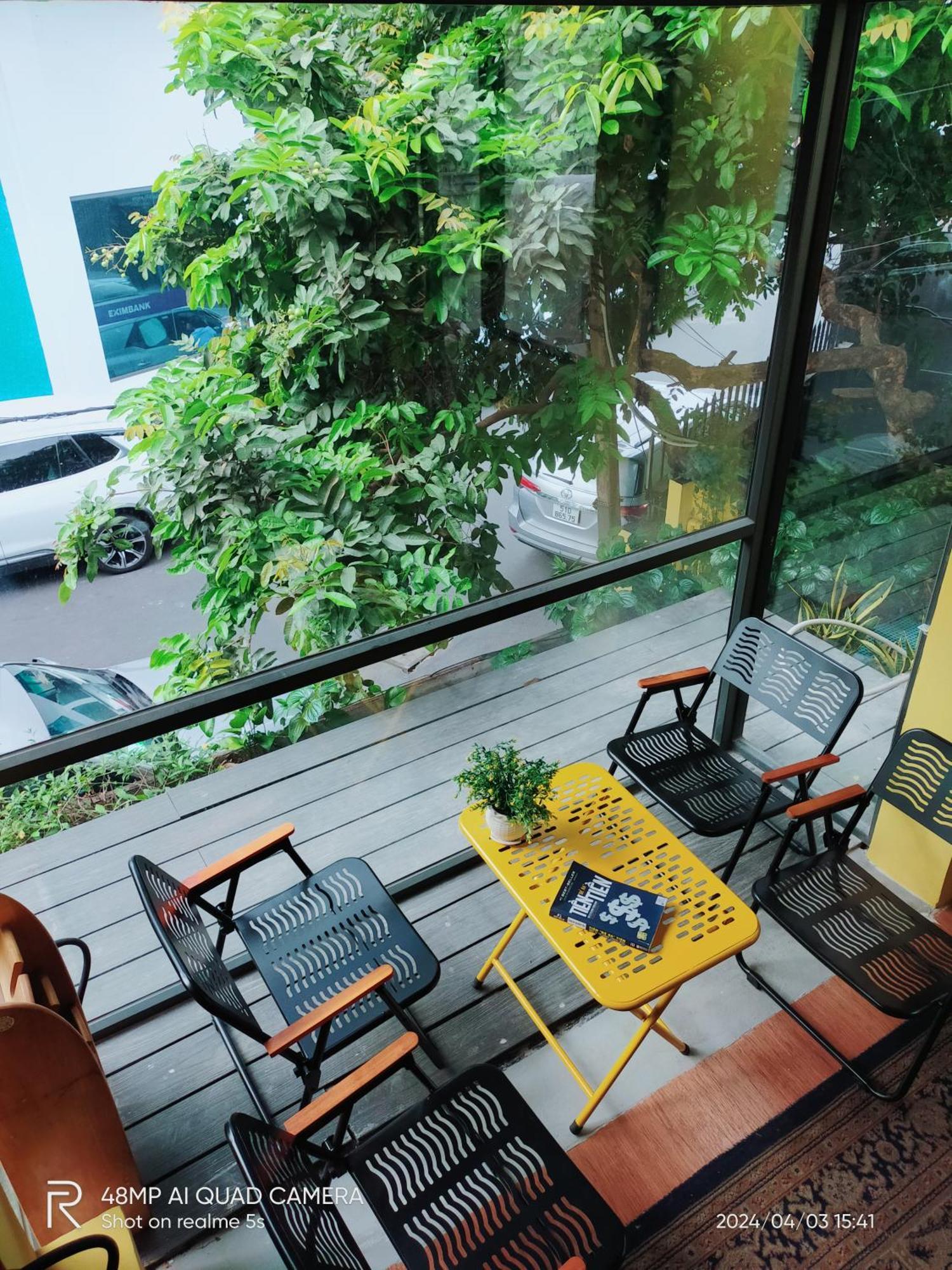Shusimi House & Boutique Near Tan Son Nhat Airport Хошимін Екстер'єр фото