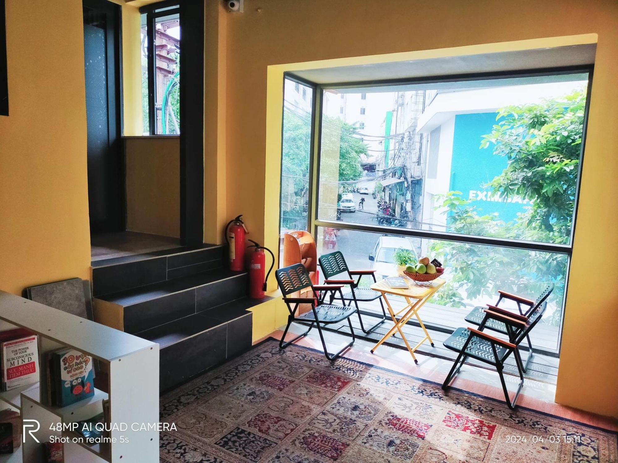 Shusimi House & Boutique Near Tan Son Nhat Airport Хошимін Екстер'єр фото